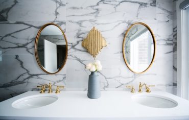 6 Ways to Ensure Complete Bathroom Renovations Become a Success